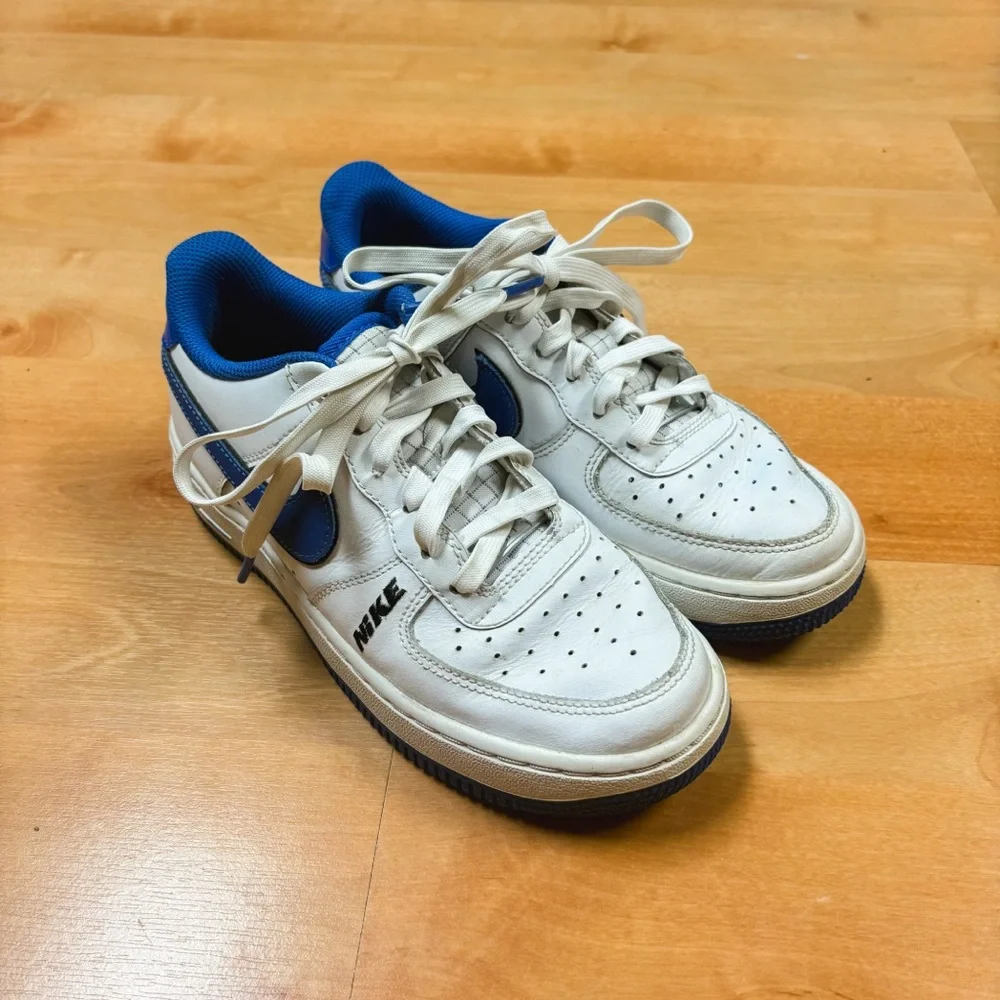 Nike White & Blue Air Force 1 LV8 PS White Game Royal Kids Size 4.5Y